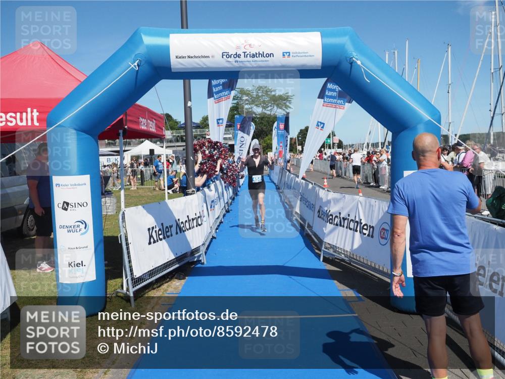 17.08.2025 - KN Förde Triathlon 2025 MichiJ http://msf.ph/oto/8592478 17.08.2025 13:52:33 Laufen 458 meine-sportfotos.de