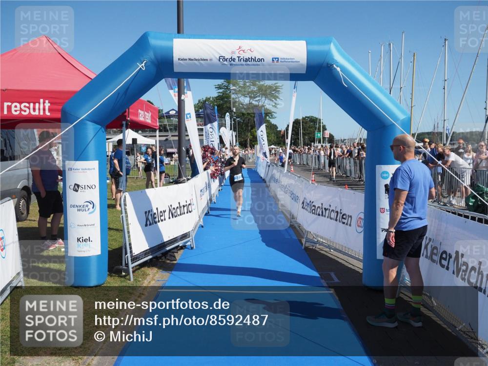 17.08.2025 - KN Förde Triathlon 2025 MichiJ http://msf.ph/oto/8592487 17.08.2025 11:57:45 Laufen 283 meine-sportfotos.de