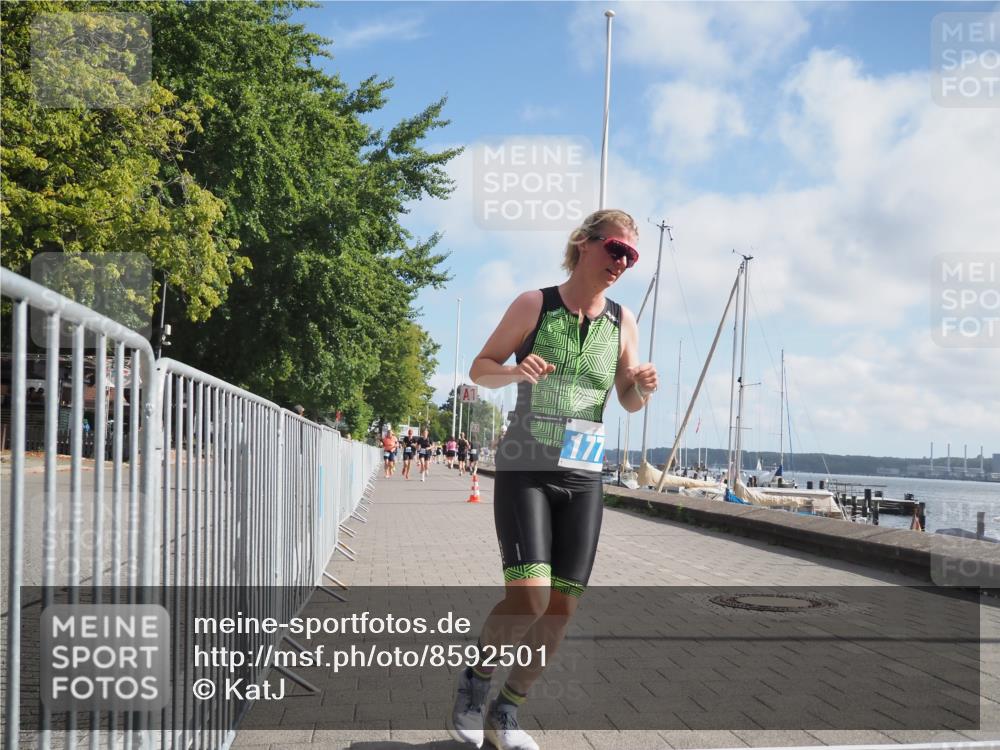 17.08.2025 - KN Förde Triathlon 2025 KatJ http://msf.ph/oto/8592501 17.08.2025 10:20:08 Laufen 177, 241 meine-sportfotos.de