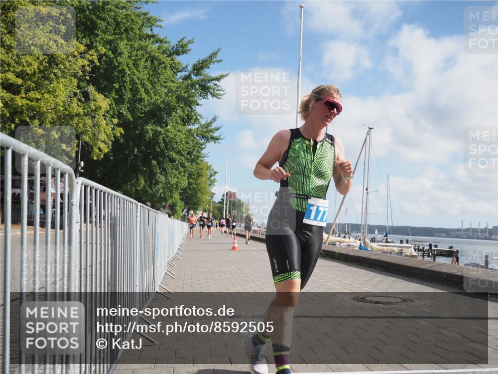 17.08.2025 - KN Förde Triathlon 2025 KatJ http://msf.ph/oto/8592505 17.08.2025 10:20:08 Laufen 177, 241 meine-sportfotos.de