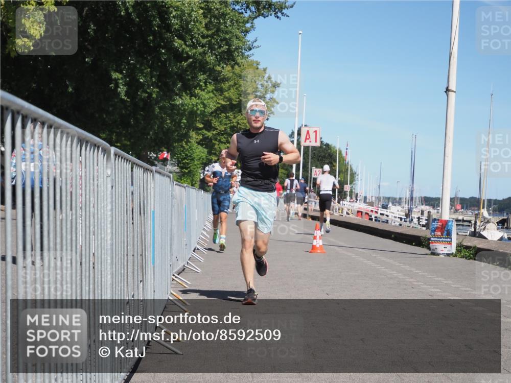 17.08.2025 - KN Förde Triathlon 2025 KatJ http://msf.ph/oto/8592509 17.08.2025 13:38:20 Laufen 416, 490 meine-sportfotos.de