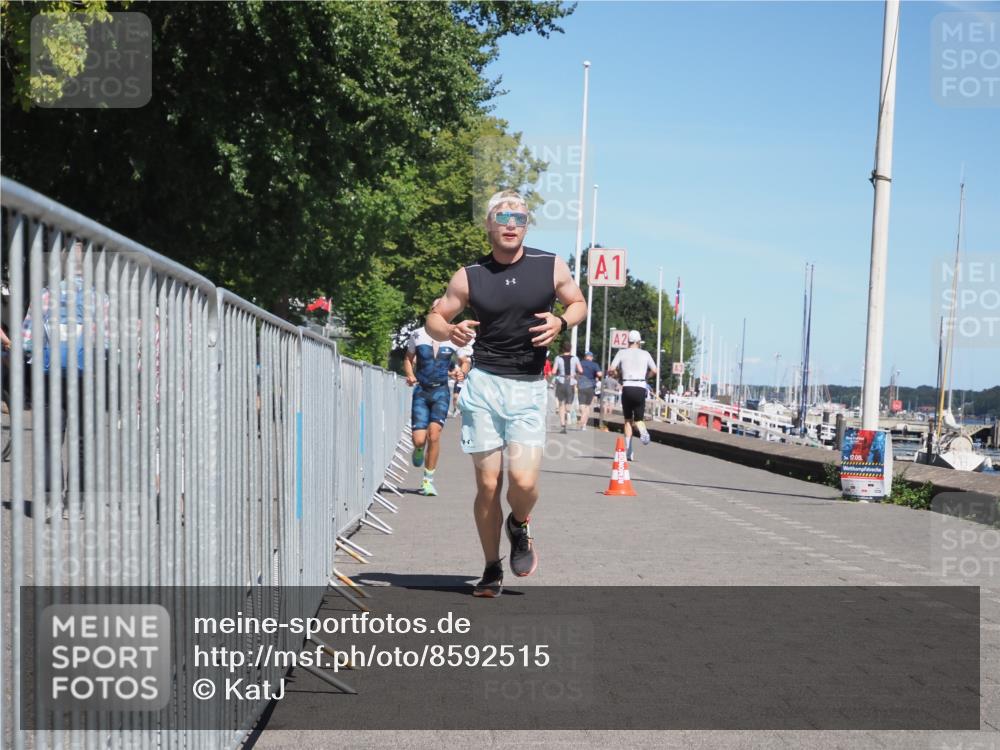 17.08.2025 - KN Förde Triathlon 2025 KatJ http://msf.ph/oto/8592515 17.08.2025 13:38:20 Laufen 416, 490 meine-sportfotos.de