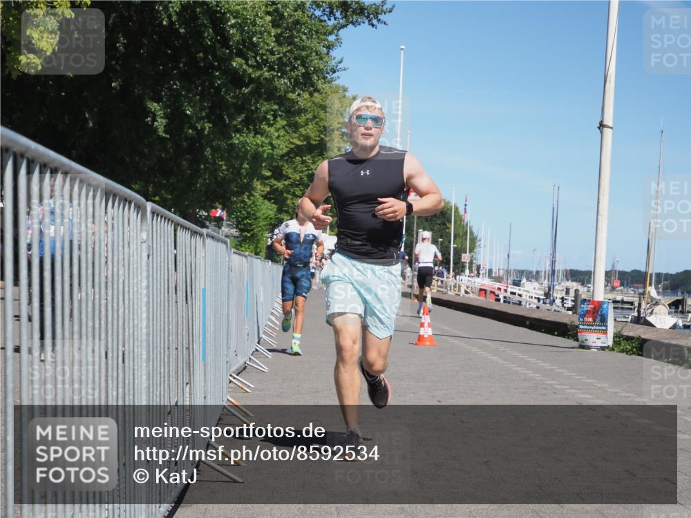 17.08.2025 - KN Förde Triathlon 2025 KatJ http://msf.ph/oto/8592534 17.08.2025 13:38:21 Laufen 416, 459, 490 meine-sportfotos.de