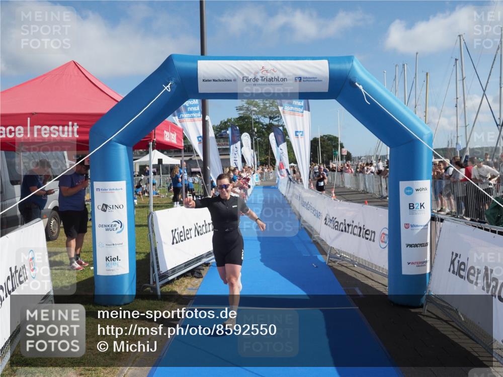 17.08.2025 - KN Förde Triathlon 2025 MichiJ http://msf.ph/oto/8592550 17.08.2025 10:35:18 Laufen 228 meine-sportfotos.de