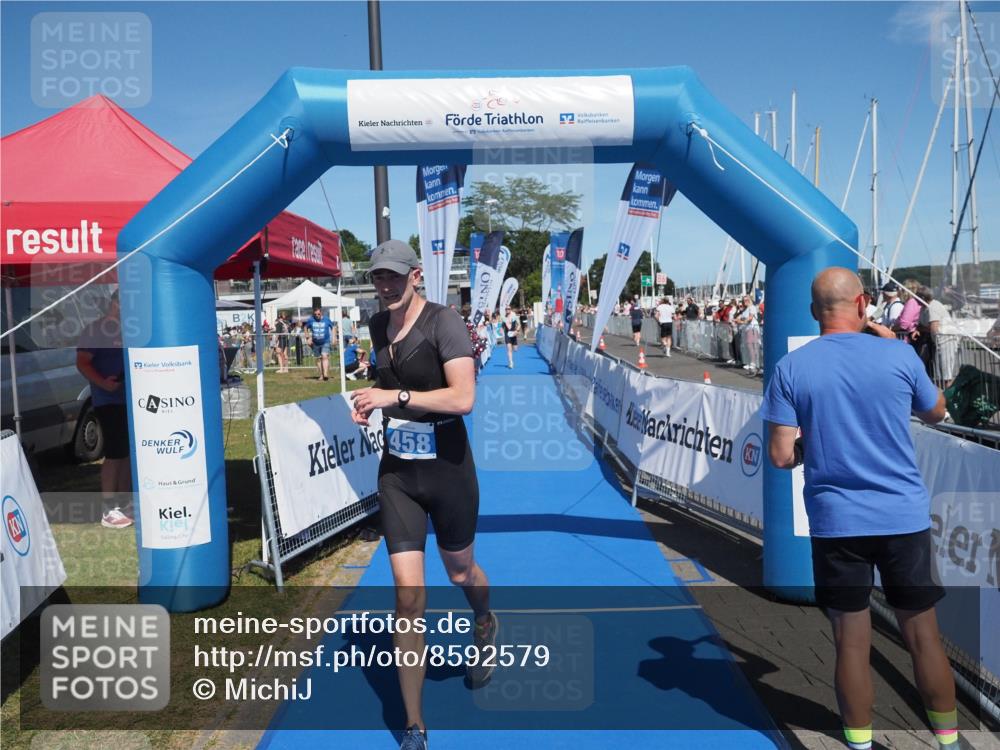 17.08.2025 - KN Förde Triathlon 2025 MichiJ http://msf.ph/oto/8592579 17.08.2025 13:52:35 Laufen 450, 458 meine-sportfotos.de
