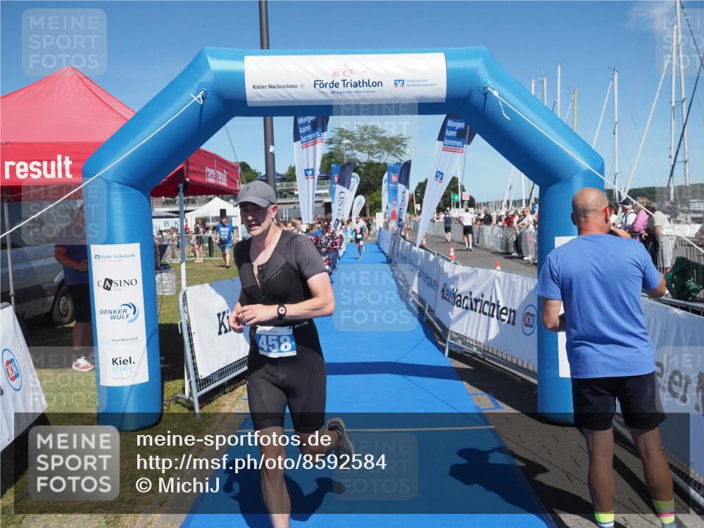 17.08.2025 - KN Förde Triathlon 2025 MichiJ http://msf.ph/oto/8592584 17.08.2025 13:52:35 Laufen 450, 458 meine-sportfotos.de