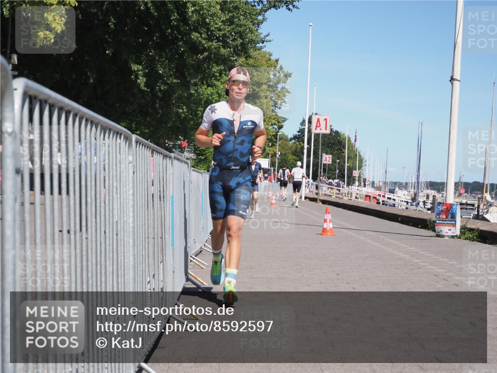 17.08.2025 - KN Förde Triathlon 2025 KatJ http://msf.ph/oto/8592597 17.08.2025 13:38:23 Laufen 416, 459, 490 meine-sportfotos.de
