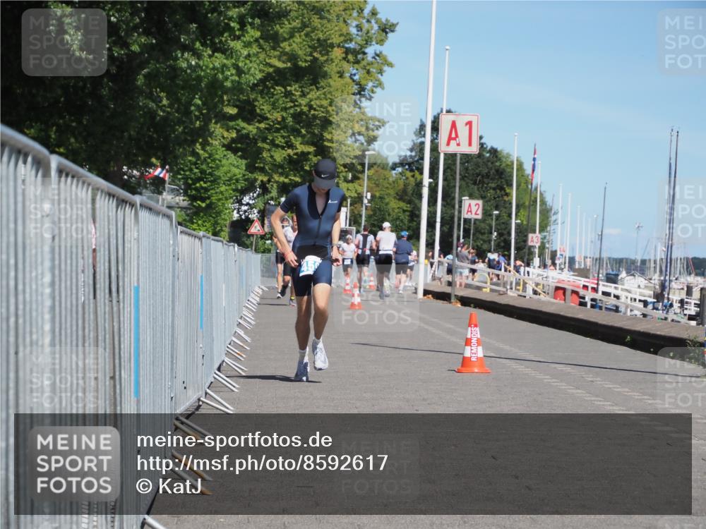 17.08.2025 - KN Förde Triathlon 2025 KatJ http://msf.ph/oto/8592617 17.08.2025 13:38:26 Laufen 416, 459 meine-sportfotos.de