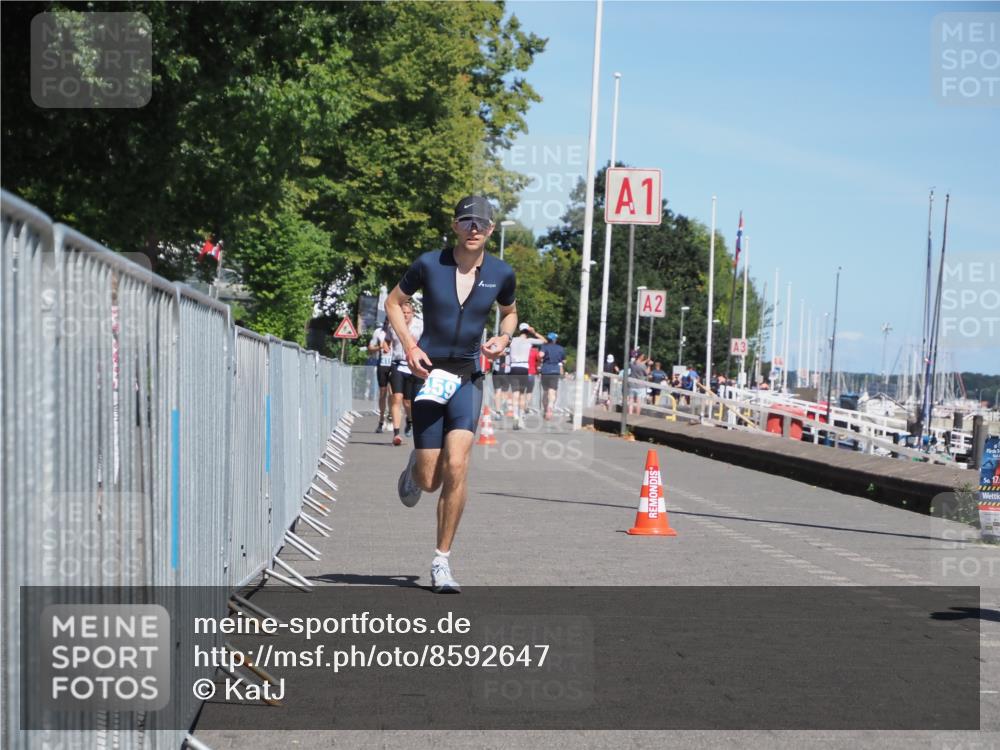 17.08.2025 - KN Förde Triathlon 2025 KatJ http://msf.ph/oto/8592647 17.08.2025 13:38:27 Laufen 416, 459 meine-sportfotos.de