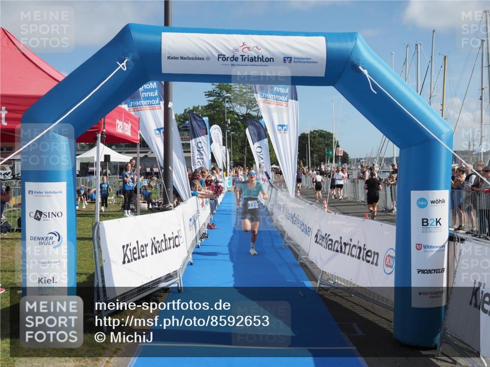 17.08.2025 - KN Förde Triathlon 2025 MichiJ http://msf.ph/oto/8592653 17.08.2025 10:35:33 Laufen 220, 224 meine-sportfotos.de