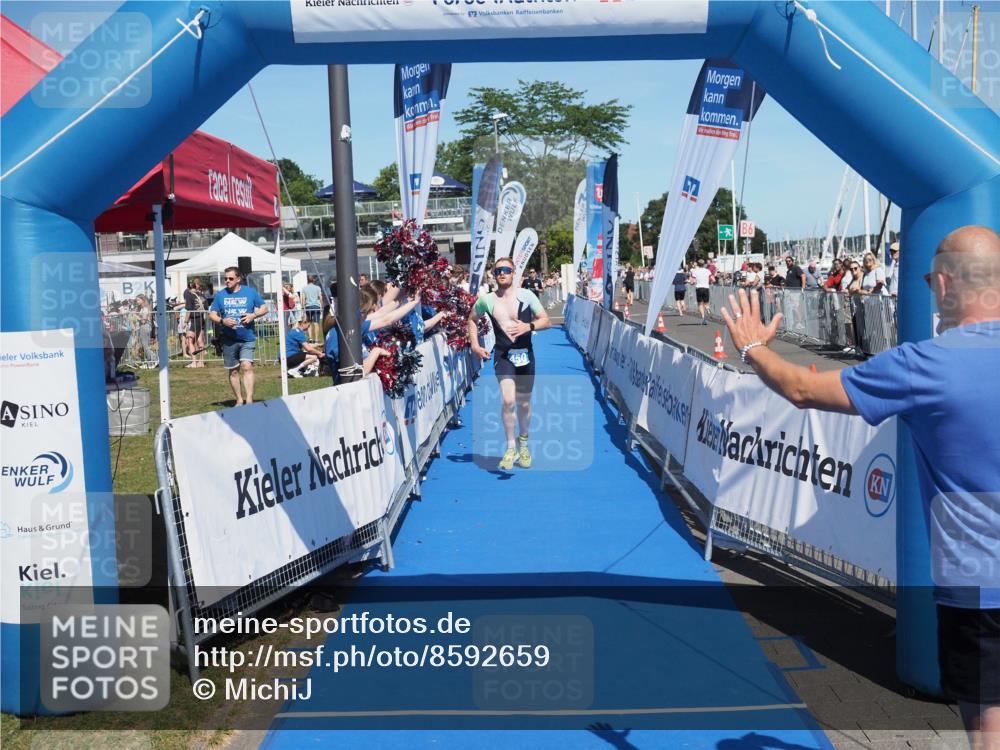 17.08.2025 - KN Förde Triathlon 2025 MichiJ http://msf.ph/oto/8592659 17.08.2025 13:52:38 Laufen 450, 458 meine-sportfotos.de