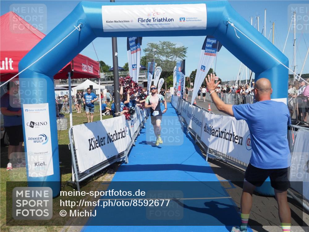 17.08.2025 - KN Förde Triathlon 2025 MichiJ http://msf.ph/oto/8592677 17.08.2025 13:52:39 Laufen 450, 458 meine-sportfotos.de
