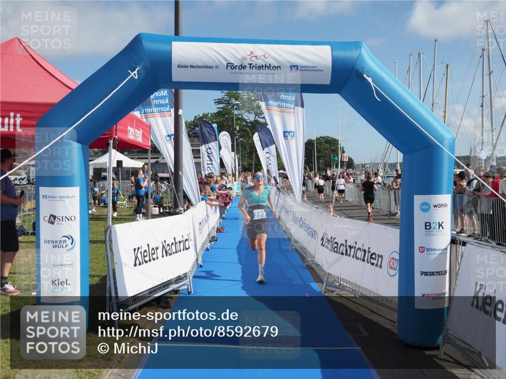 17.08.2025 - KN Förde Triathlon 2025 MichiJ http://msf.ph/oto/8592679 17.08.2025 10:35:34 Laufen 220, 224 meine-sportfotos.de