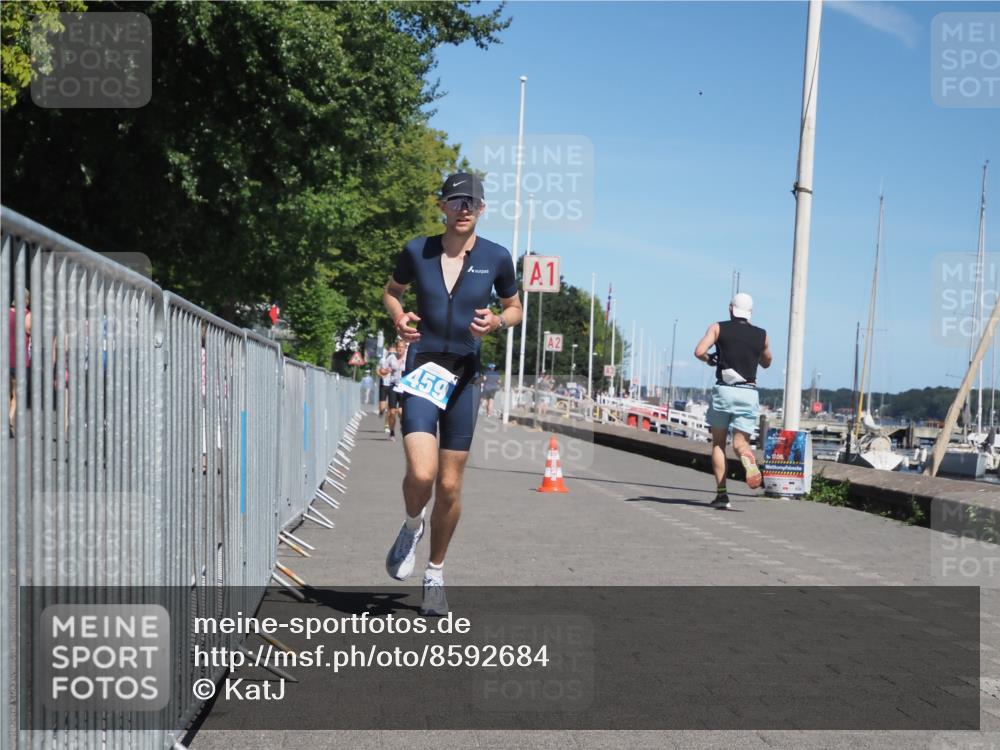 17.08.2025 - KN Förde Triathlon 2025 KatJ http://msf.ph/oto/8592684 17.08.2025 13:38:29 Laufen 419, 459 meine-sportfotos.de