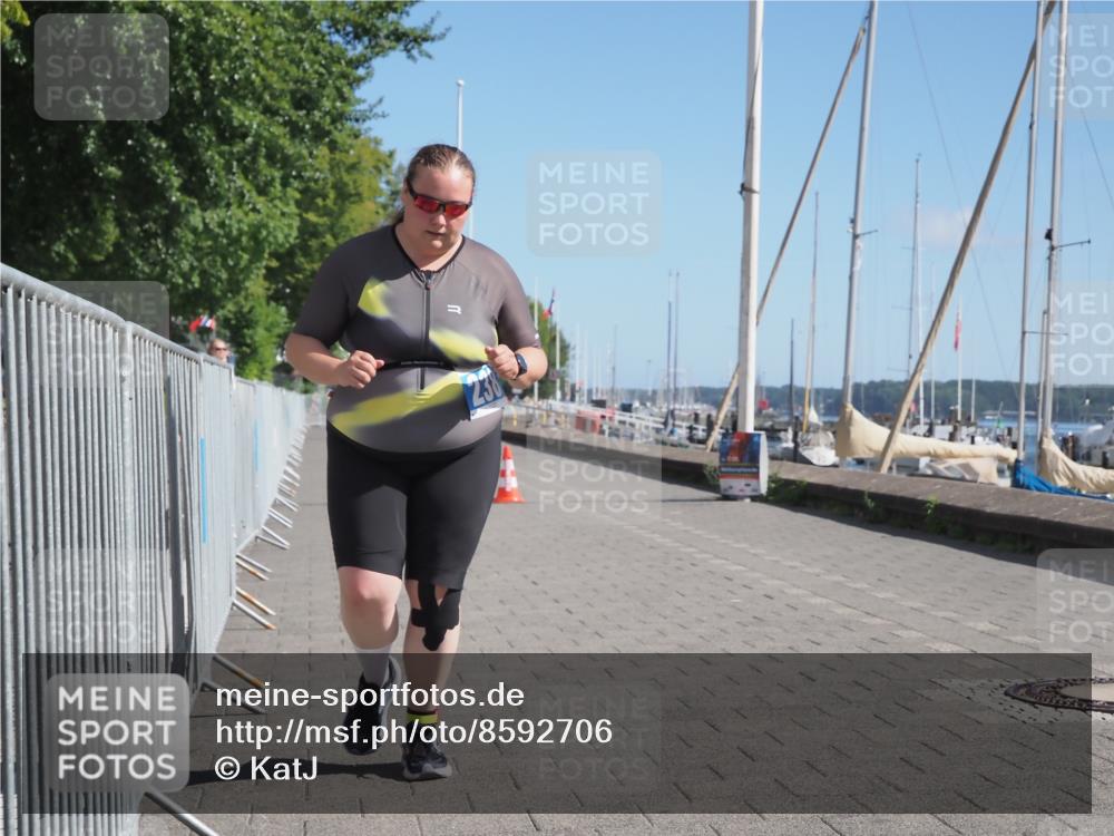 17.08.2025 - KN Förde Triathlon 2025 KatJ http://msf.ph/oto/8592706 17.08.2025 11:02:06 Laufen 238 meine-sportfotos.de