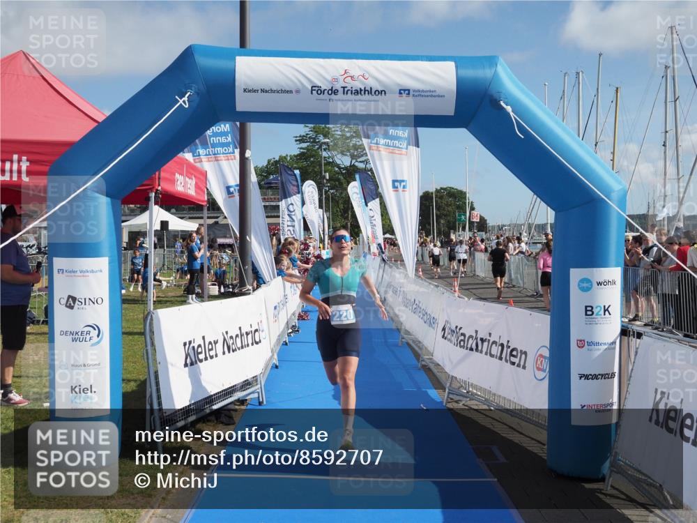 17.08.2025 - KN Förde Triathlon 2025 MichiJ http://msf.ph/oto/8592707 17.08.2025 10:35:34 Laufen 220, 224 meine-sportfotos.de