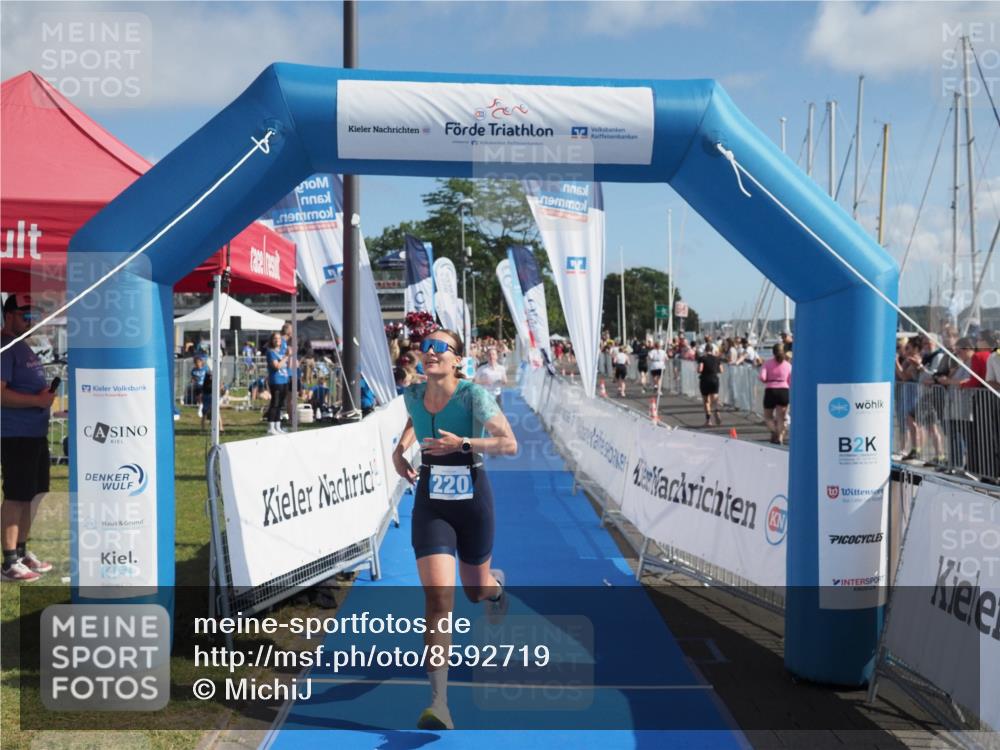 17.08.2025 - KN Förde Triathlon 2025 MichiJ http://msf.ph/oto/8592719 17.08.2025 10:35:35 Laufen 220, 224 meine-sportfotos.de