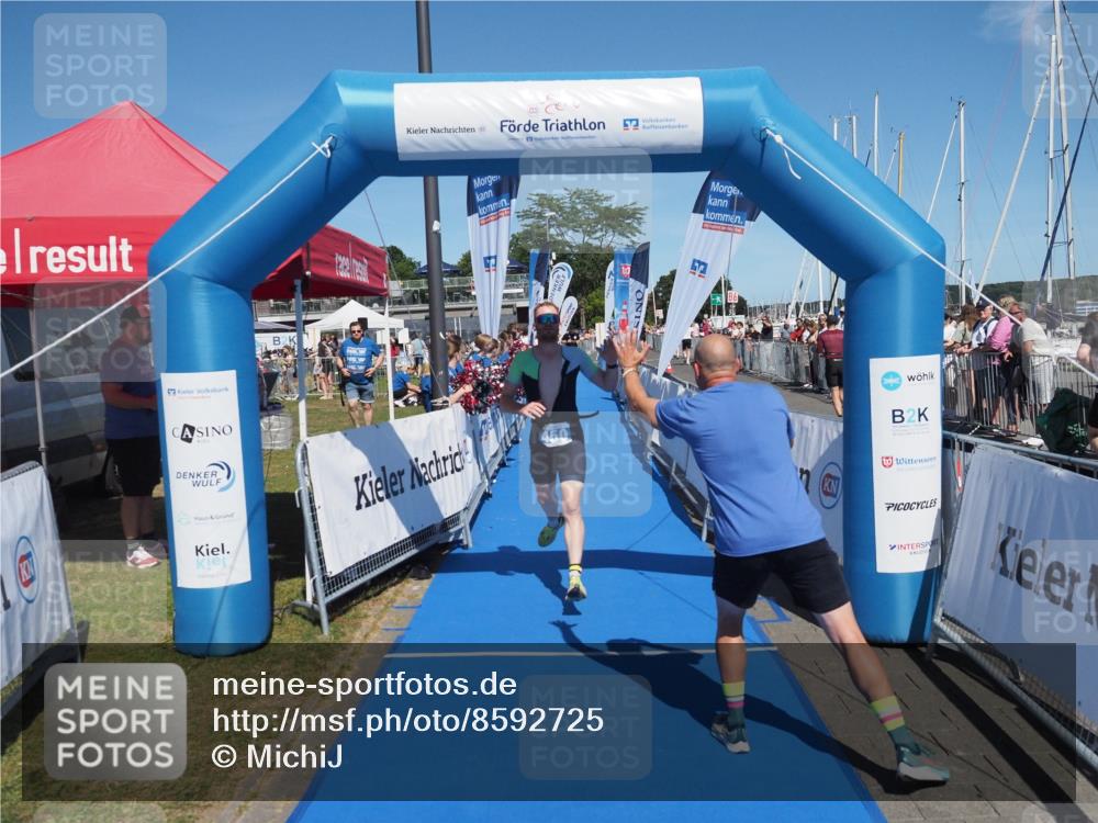 17.08.2025 - KN Förde Triathlon 2025 MichiJ http://msf.ph/oto/8592725 17.08.2025 13:52:40 Laufen 450, 458 meine-sportfotos.de