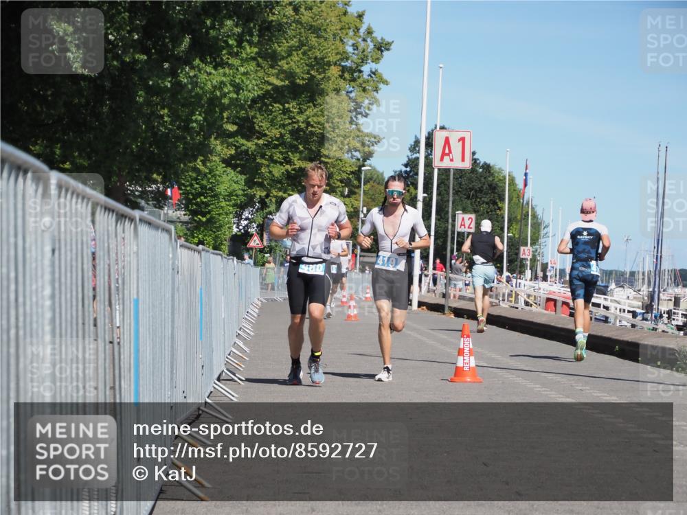 17.08.2025 - KN Förde Triathlon 2025 KatJ http://msf.ph/oto/8592727 17.08.2025 13:38:35 Laufen 419, 460 meine-sportfotos.de