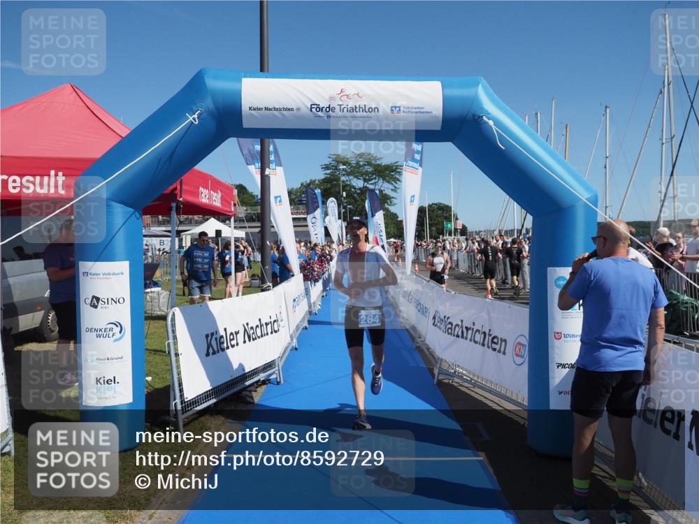 17.08.2025 - KN Förde Triathlon 2025 MichiJ http://msf.ph/oto/8592729 17.08.2025 11:58:35 Laufen 264 meine-sportfotos.de