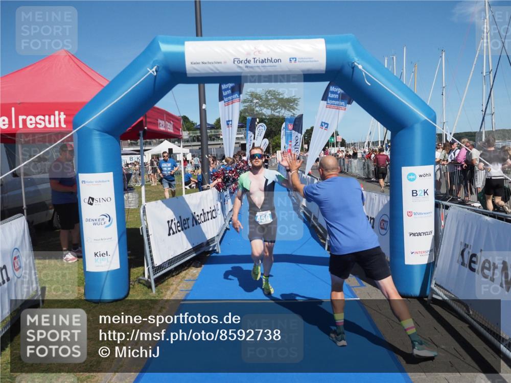 17.08.2025 - KN Förde Triathlon 2025 MichiJ http://msf.ph/oto/8592738 17.08.2025 13:52:40 Laufen 450, 458 meine-sportfotos.de