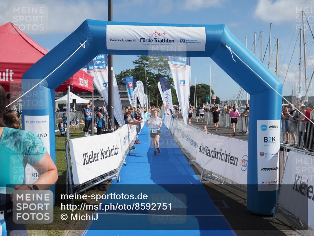 17.08.2025 - KN Förde Triathlon 2025 MichiJ http://msf.ph/oto/8592751 17.08.2025 10:35:36 Laufen 220, 224 meine-sportfotos.de