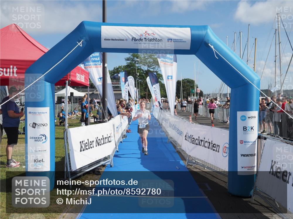 17.08.2025 - KN Förde Triathlon 2025 MichiJ http://msf.ph/oto/8592780 17.08.2025 10:35:37 Laufen 220, 224 meine-sportfotos.de