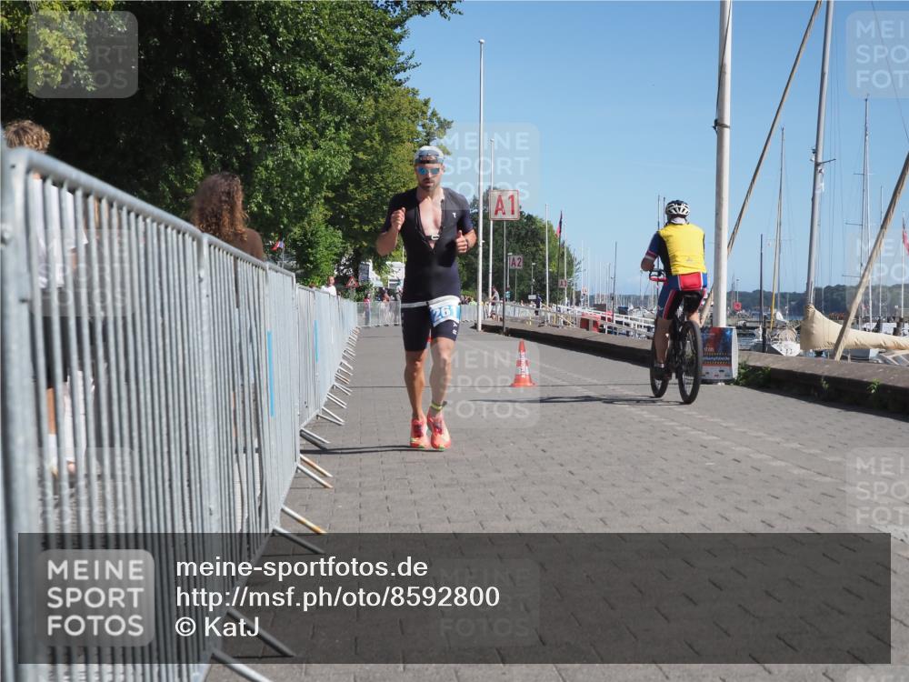 17.08.2025 - KN Förde Triathlon 2025 KatJ http://msf.ph/oto/8592800 17.08.2025 11:32:55 Laufen 261 meine-sportfotos.de