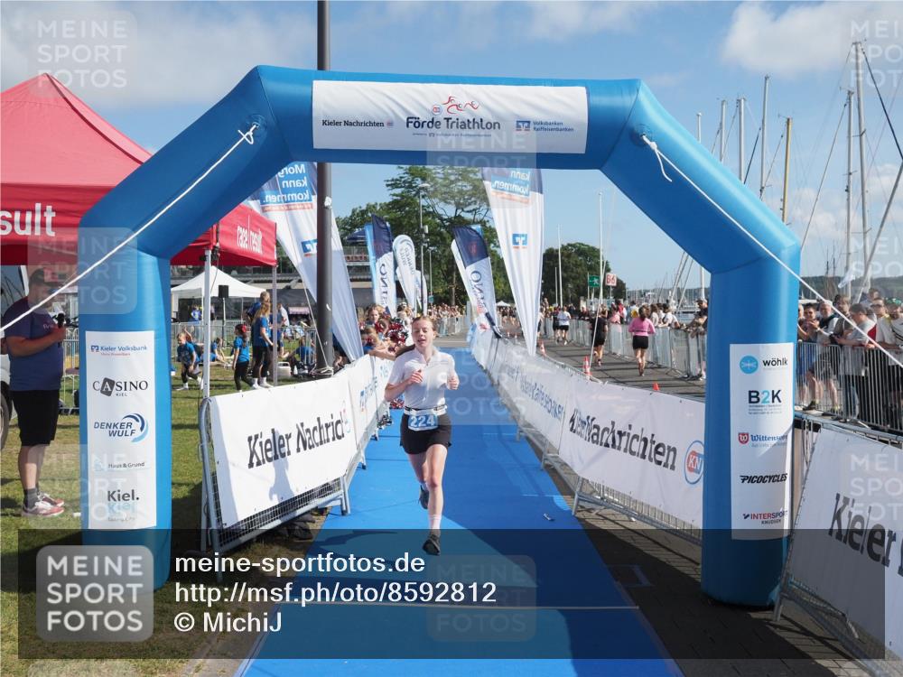 17.08.2025 - KN Förde Triathlon 2025 MichiJ http://msf.ph/oto/8592812 17.08.2025 10:35:37 Laufen 220, 224 meine-sportfotos.de