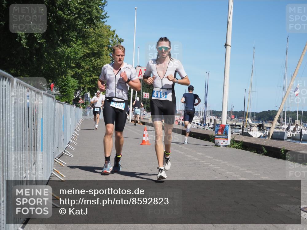 17.08.2025 - KN Förde Triathlon 2025 KatJ http://msf.ph/oto/8592823 17.08.2025 13:38:37 Laufen 415, 419, 460 meine-sportfotos.de