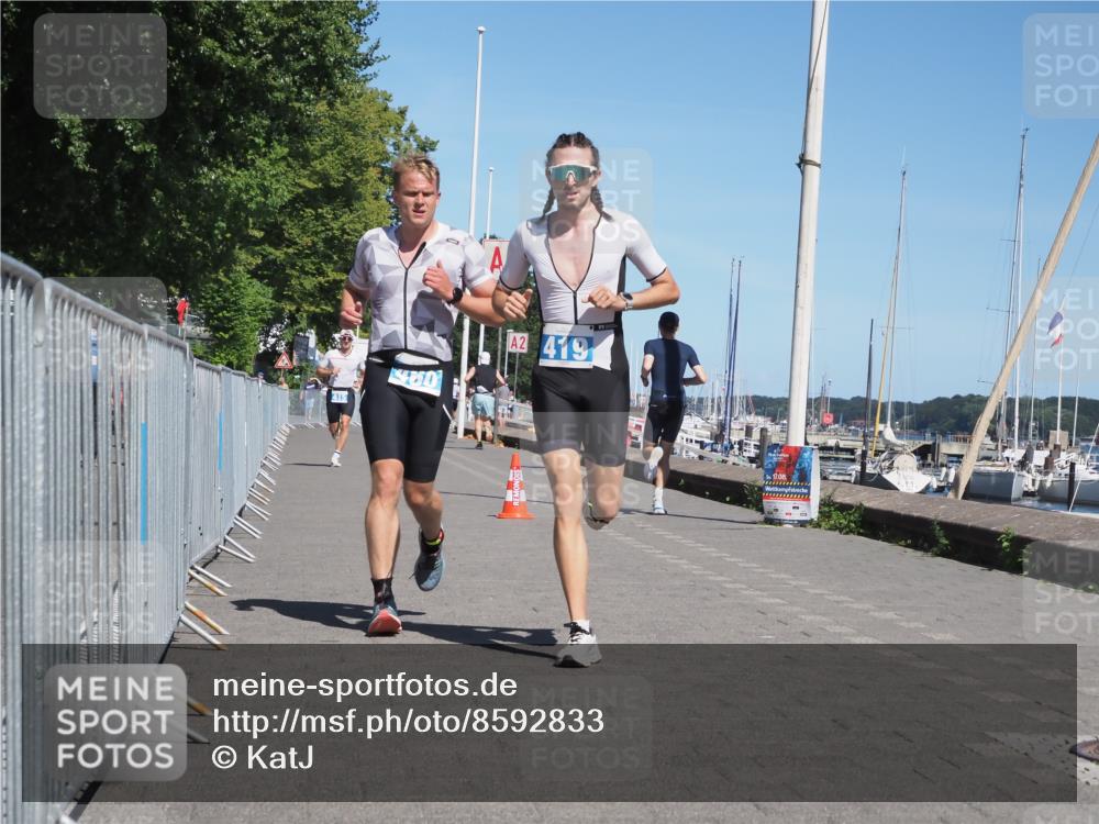 17.08.2025 - KN Förde Triathlon 2025 KatJ http://msf.ph/oto/8592833 17.08.2025 13:38:37 Laufen 415, 419, 460 meine-sportfotos.de