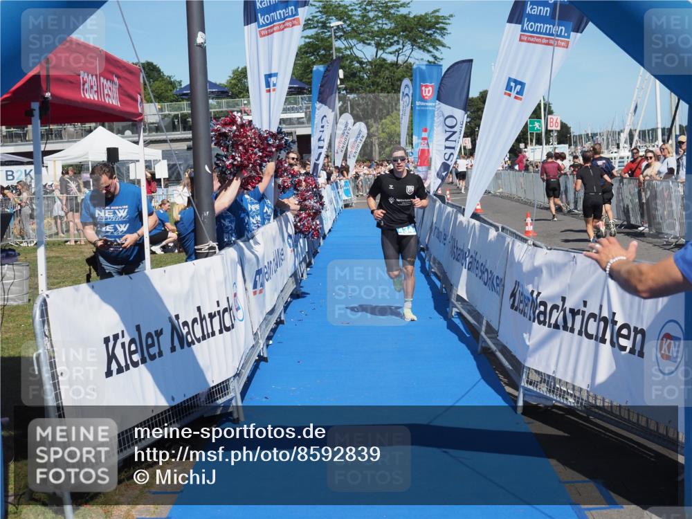 17.08.2025 - KN Förde Triathlon 2025 MichiJ http://msf.ph/oto/8592839 17.08.2025 13:52:45 Laufen 434, 450 meine-sportfotos.de