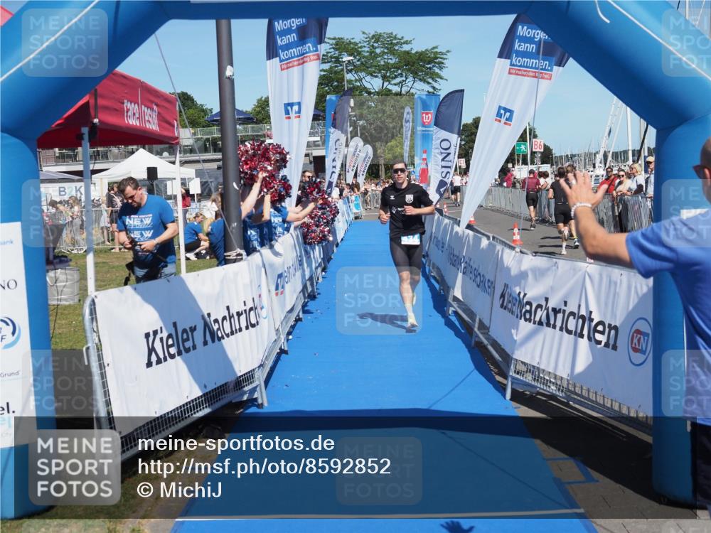 17.08.2025 - KN Förde Triathlon 2025 MichiJ http://msf.ph/oto/8592852 17.08.2025 13:52:45 Laufen 434, 450 meine-sportfotos.de