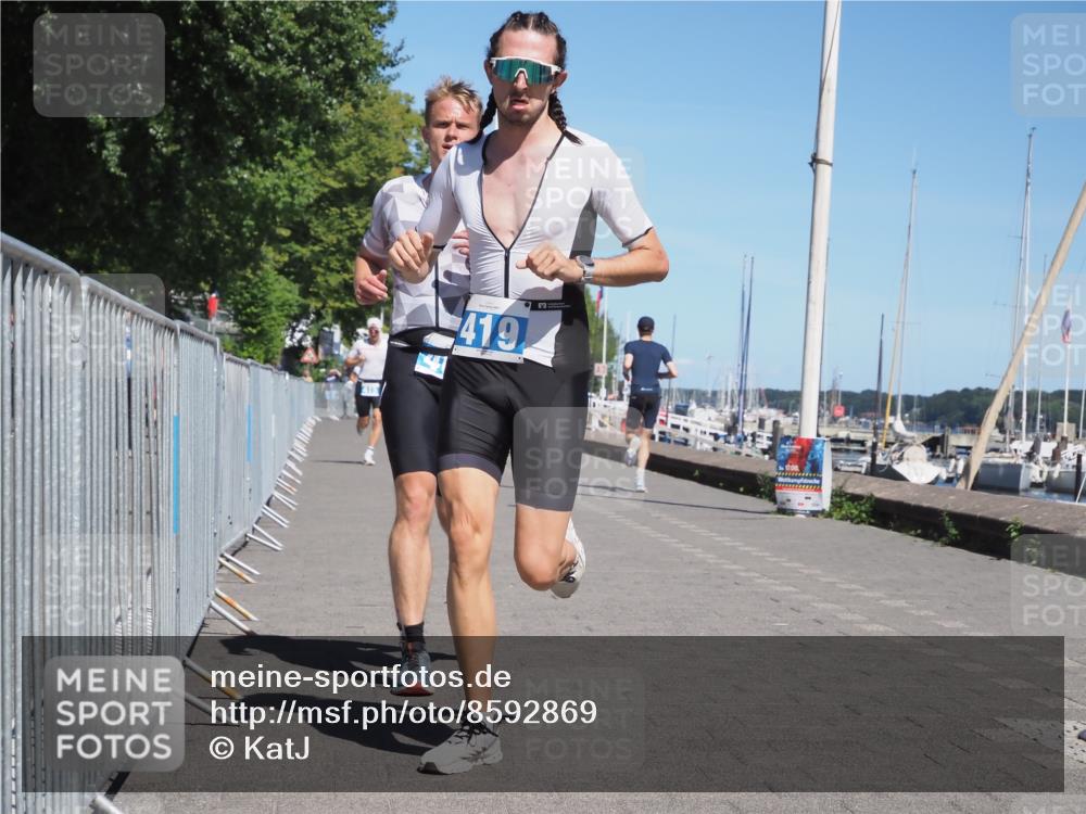 17.08.2025 - KN Förde Triathlon 2025 KatJ http://msf.ph/oto/8592869 17.08.2025 13:38:38 Laufen 415, 419, 460 meine-sportfotos.de