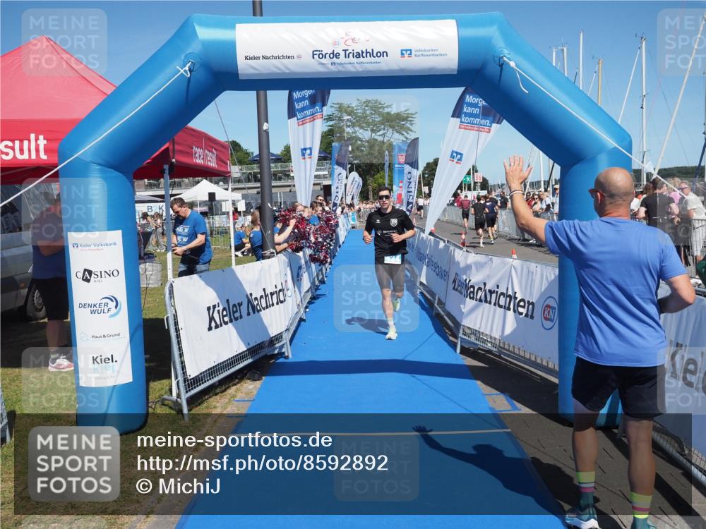 17.08.2025 - KN Förde Triathlon 2025 MichiJ http://msf.ph/oto/8592892 17.08.2025 13:52:46 Laufen 434 meine-sportfotos.de