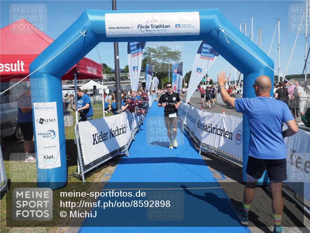 17.08.2025 - KN Förde Triathlon 2025 MichiJ http://msf.ph/oto/8592898 17.08.2025 13:52:46 Laufen 434 meine-sportfotos.de