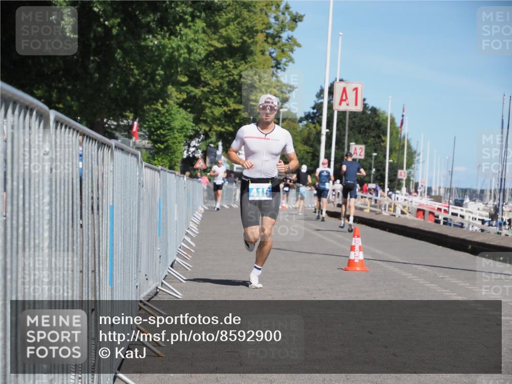 17.08.2025 - KN Förde Triathlon 2025 KatJ http://msf.ph/oto/8592900 17.08.2025 13:38:42 Laufen 415, 460 meine-sportfotos.de