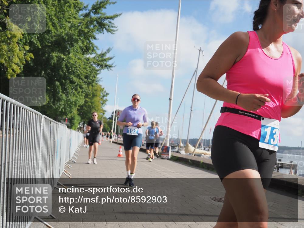 17.08.2025 - KN Förde Triathlon 2025 KatJ http://msf.ph/oto/8592903 17.08.2025 10:20:30 Laufen 106, 135, 192 meine-sportfotos.de