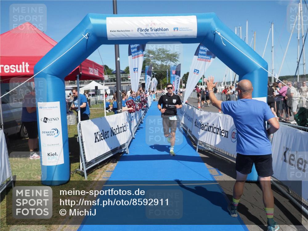 17.08.2025 - KN Förde Triathlon 2025 MichiJ http://msf.ph/oto/8592911 17.08.2025 13:52:47 Laufen 434 meine-sportfotos.de