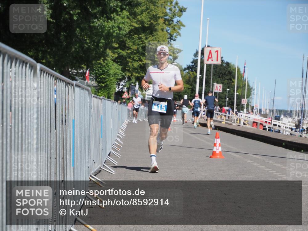 17.08.2025 - KN Förde Triathlon 2025 KatJ http://msf.ph/oto/8592914 17.08.2025 13:38:42 Laufen 415, 460 meine-sportfotos.de