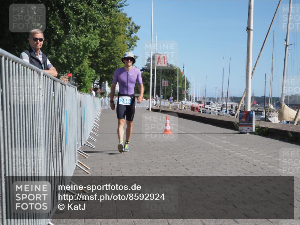 17.08.2025 - KN Förde Triathlon 2025 KatJ http://msf.ph/oto/8592924 17.08.2025 11:34:49 Laufen 266 meine-sportfotos.de