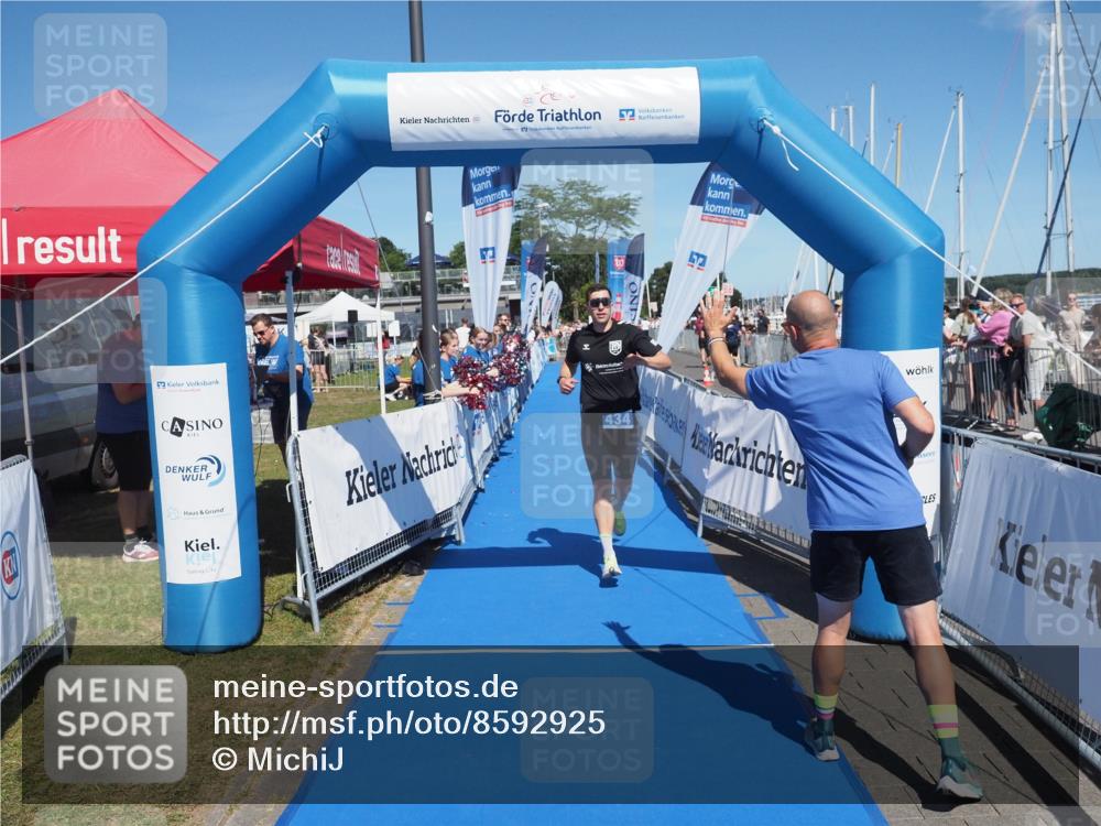 17.08.2025 - KN Förde Triathlon 2025 MichiJ http://msf.ph/oto/8592925 17.08.2025 13:52:47 Laufen 434 meine-sportfotos.de