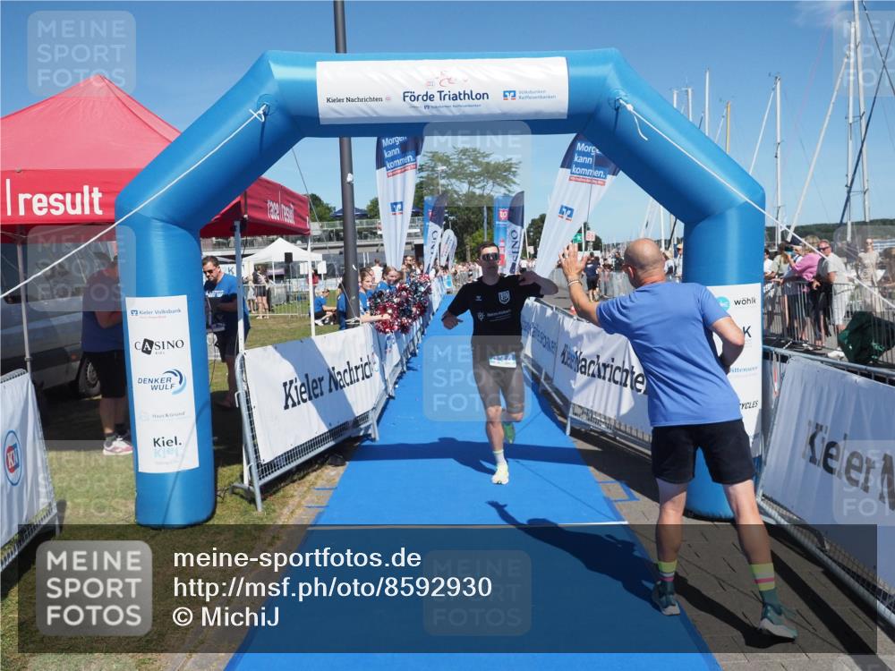 17.08.2025 - KN Förde Triathlon 2025 MichiJ http://msf.ph/oto/8592930 17.08.2025 13:52:47 Laufen 434 meine-sportfotos.de