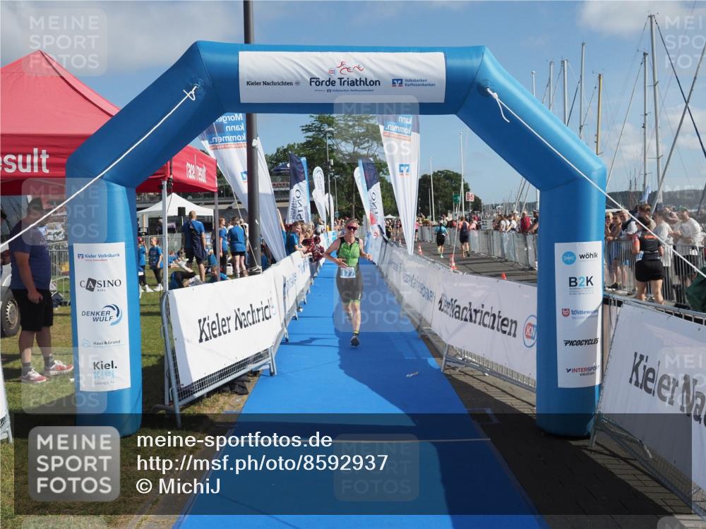 17.08.2025 - KN Förde Triathlon 2025 MichiJ http://msf.ph/oto/8592937 17.08.2025 10:36:10 Laufen 177 meine-sportfotos.de