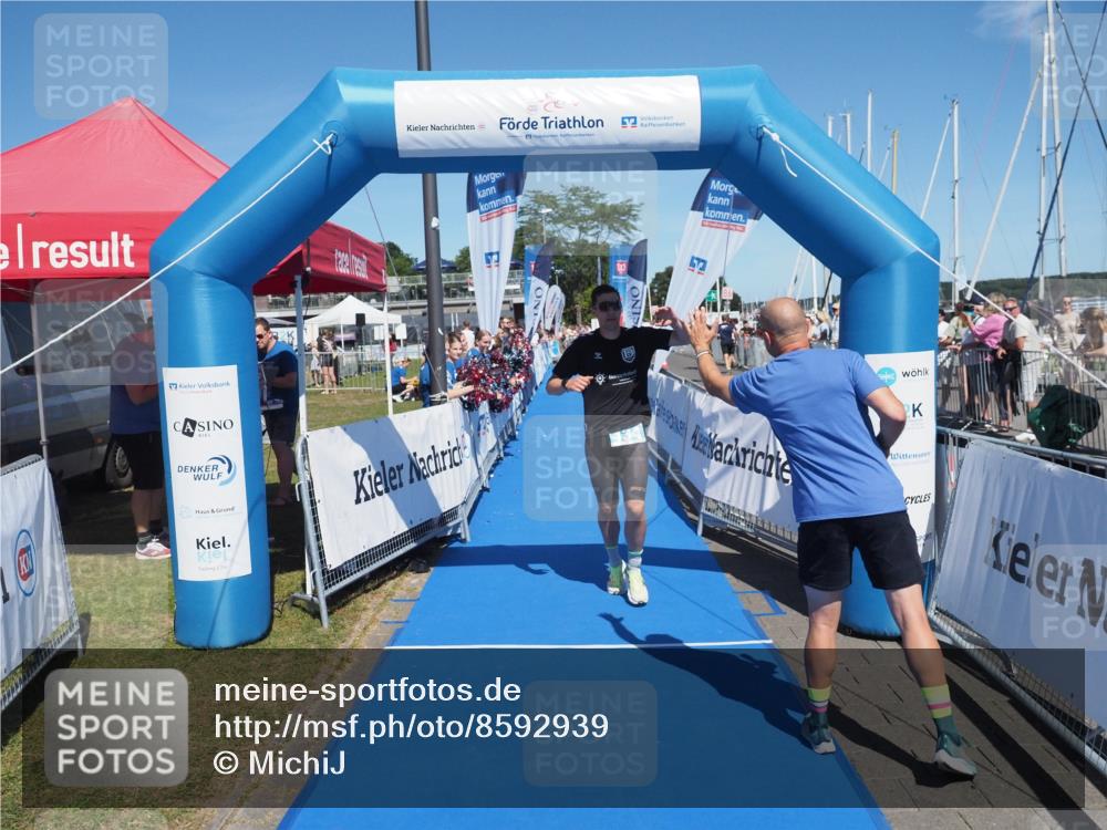 17.08.2025 - KN Förde Triathlon 2025 MichiJ http://msf.ph/oto/8592939 17.08.2025 13:52:47 Laufen 434 meine-sportfotos.de