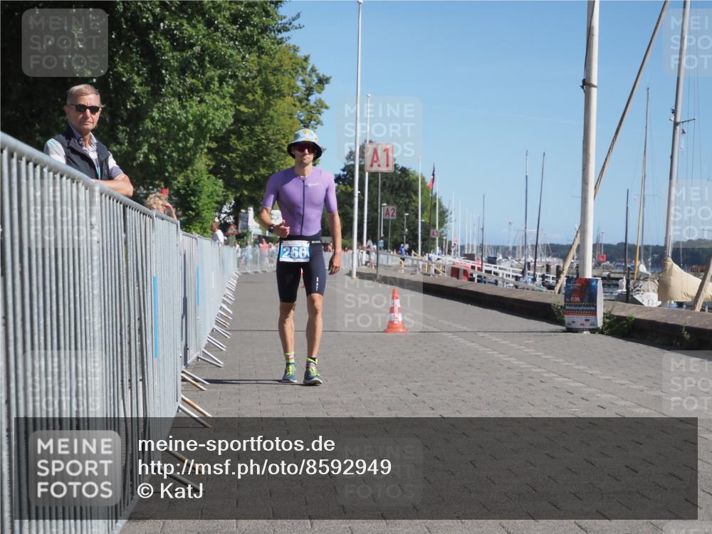 17.08.2025 - KN Förde Triathlon 2025 KatJ http://msf.ph/oto/8592949 17.08.2025 11:34:50 Laufen 266 meine-sportfotos.de