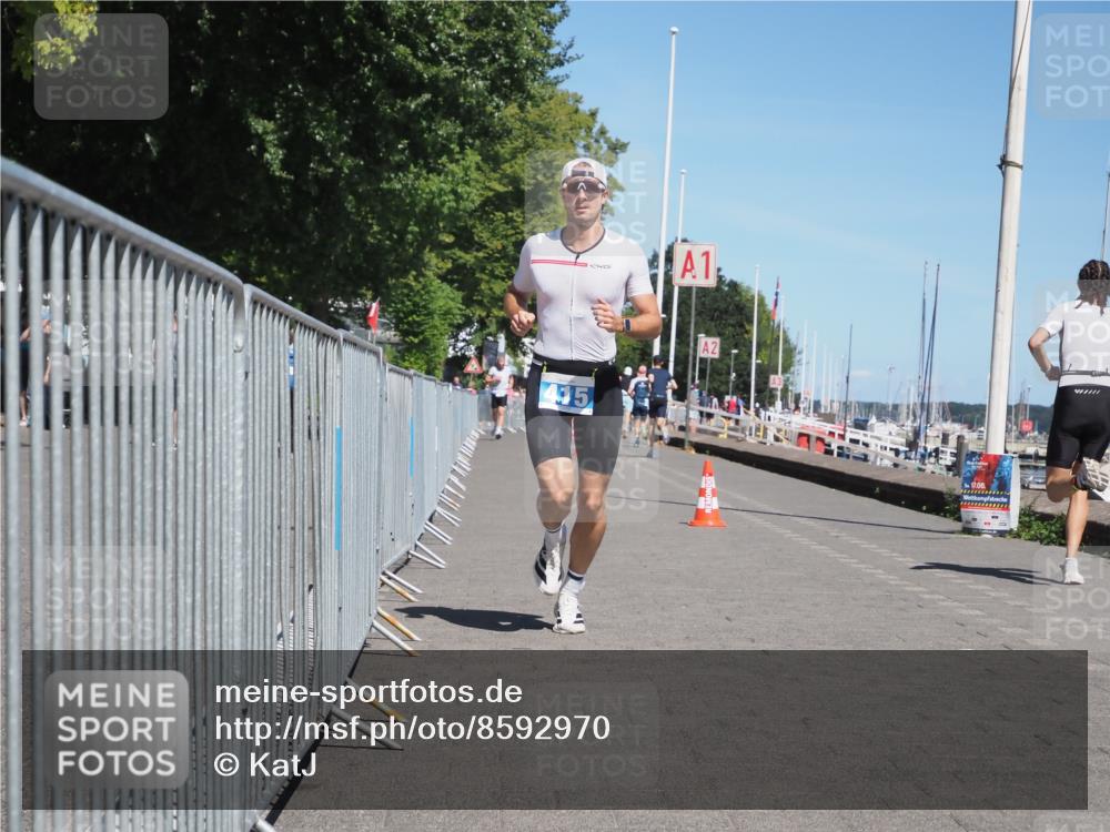 17.08.2025 - KN Förde Triathlon 2025 KatJ http://msf.ph/oto/8592970 17.08.2025 13:38:44 Laufen 415 meine-sportfotos.de