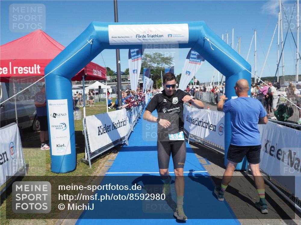 17.08.2025 - KN Förde Triathlon 2025 MichiJ http://msf.ph/oto/8592980 17.08.2025 13:52:48 Laufen 434 meine-sportfotos.de