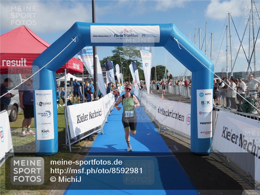 17.08.2025 - KN Förde Triathlon 2025 MichiJ http://msf.ph/oto/8592981 17.08.2025 10:36:11 Laufen 177 meine-sportfotos.de