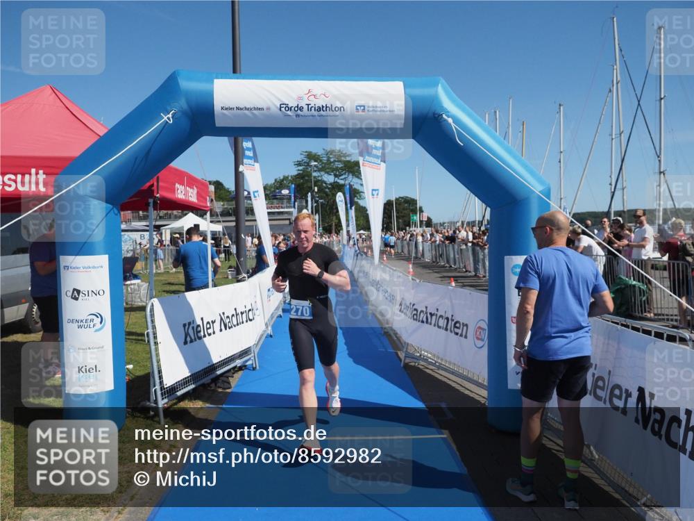 17.08.2025 - KN Förde Triathlon 2025 MichiJ http://msf.ph/oto/8592982 17.08.2025 11:59:05 Laufen 270 meine-sportfotos.de